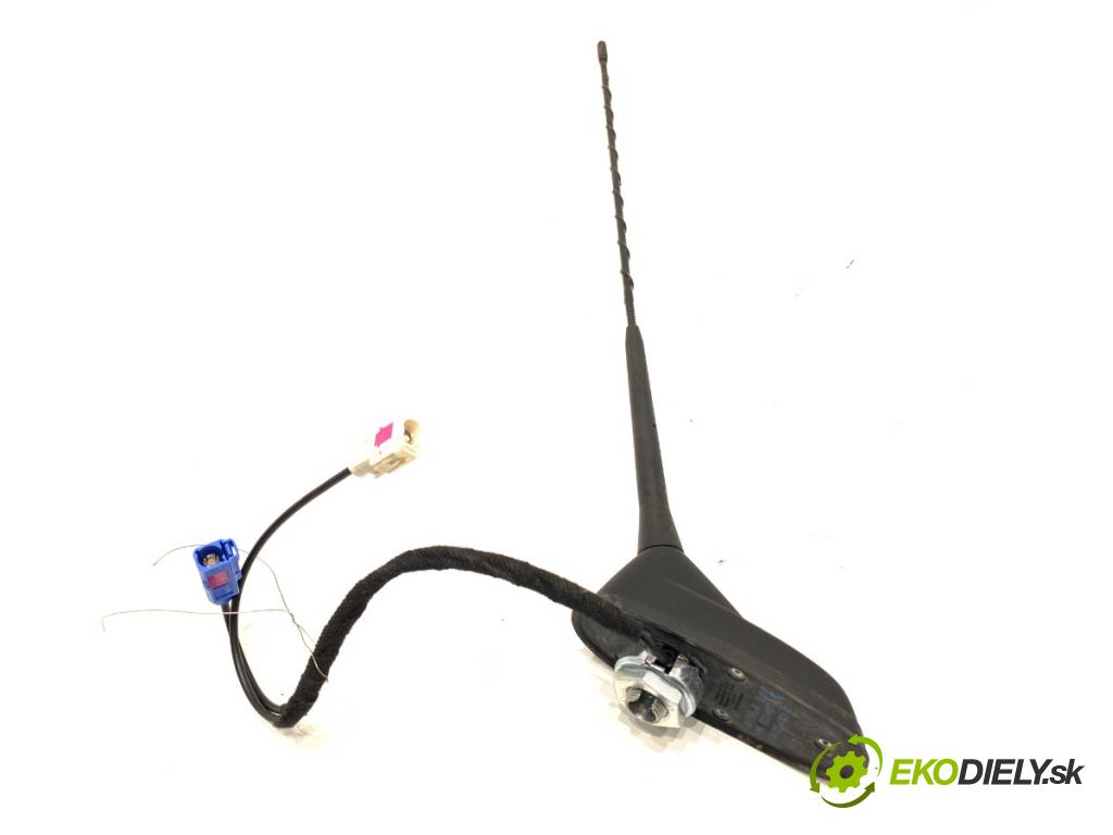 PEUGEOT 2008 I SUV 2018 81 kW 1.2 THP 110 / PureTech 110 1199 ANTENA 9801610880