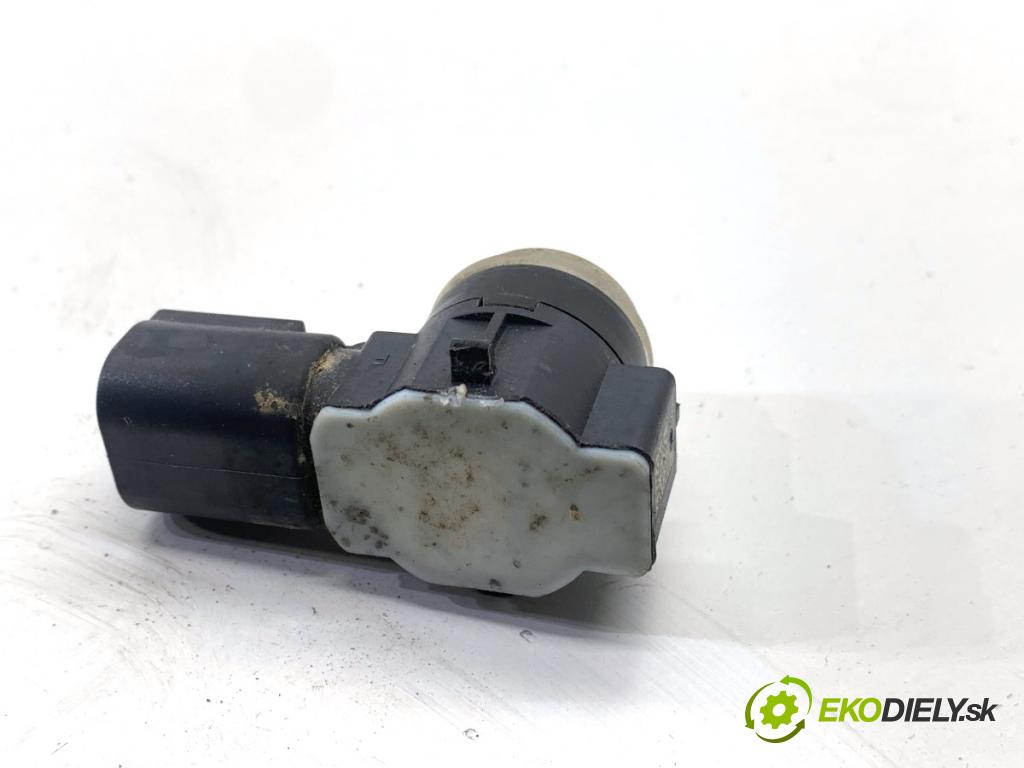 PEUGEOT 2008 I SUV 2018 81 kW 1.2 THP 110 / PureTech 110 1199 snímač PDC 9675202477XT