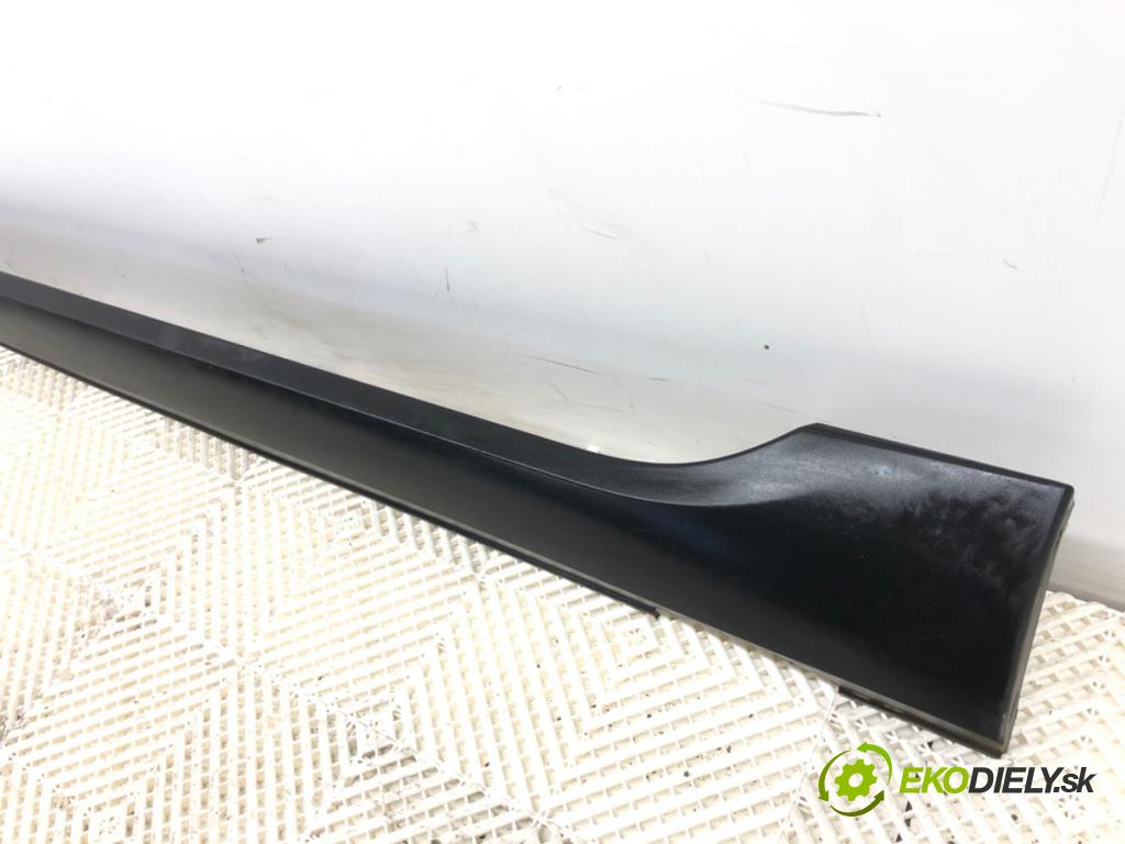 PEUGEOT 2008 I SUV 2018 81 kW 1.2 THP 110 / PureTech 110 1199 lišta prahová levý 96781716XT