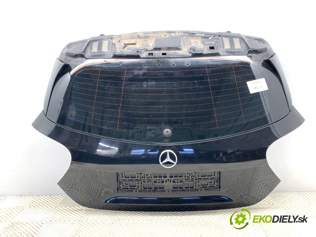 MERCEDES-BENZ W176 liftback 2012 90 kW A 180 (176.042) 1595 kapota zadní část 