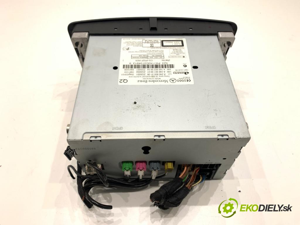 MERCEDES-BENZ W176 liftback 2012 90 kW A 180 (176.042) 1595 RADIO A2469003108 (Audio zariadenie)