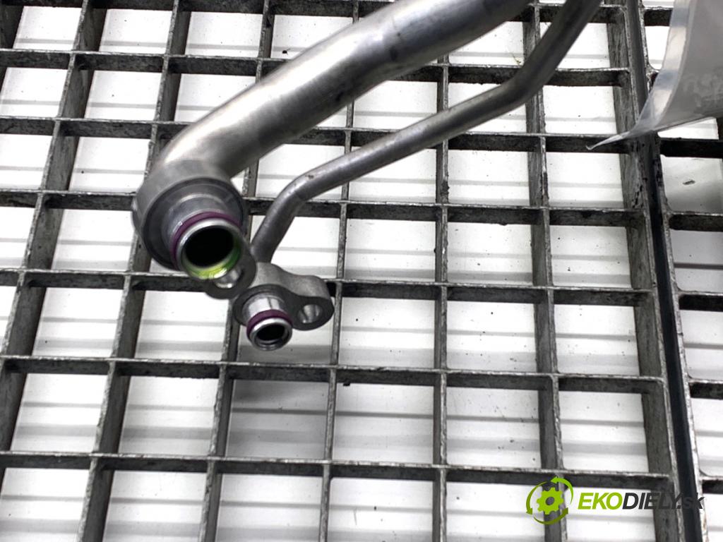 MERCEDES-BENZ W176 liftback 2012 90 kW A 180 (176.042) 1595 rúrka klimatizácie A2468302615 (Rúrka klimatizácie)