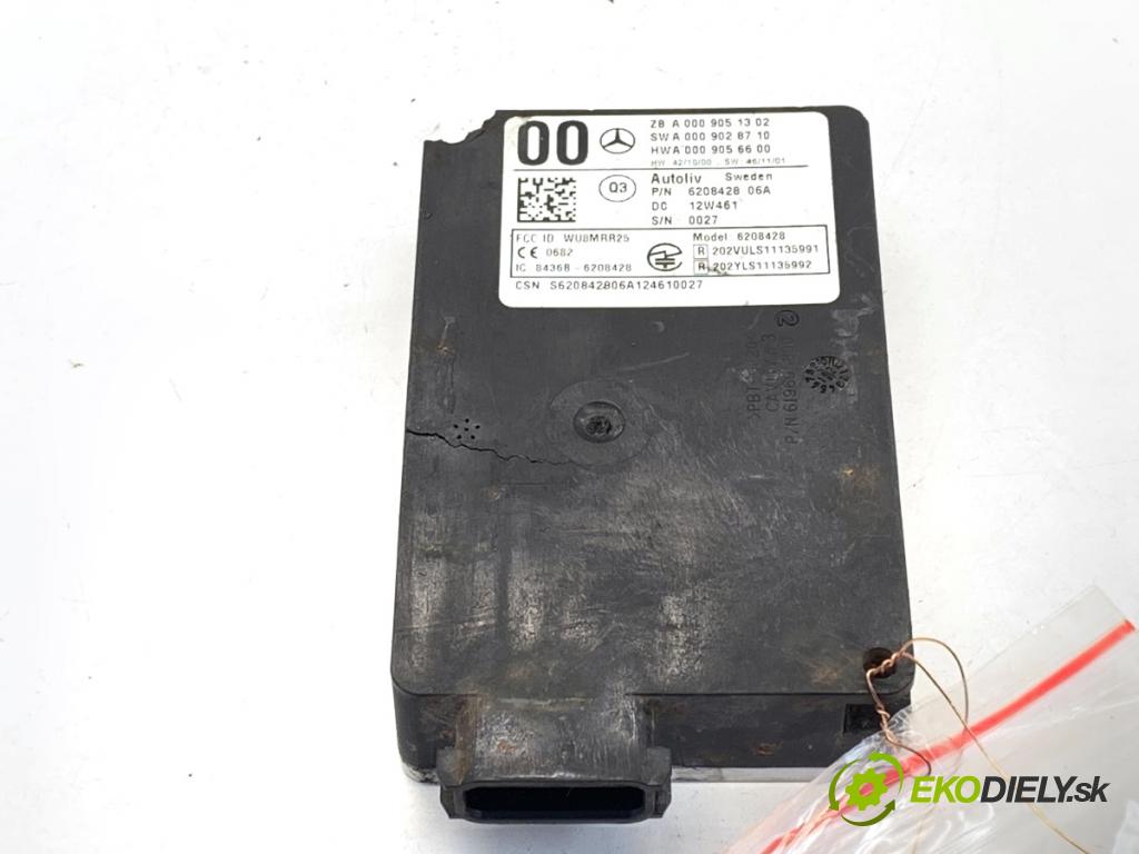 MERCEDES-BENZ W176 liftback 2012 90 kW A 180 (176.042) 1595 RADAR: DISTRONIC A0009051302