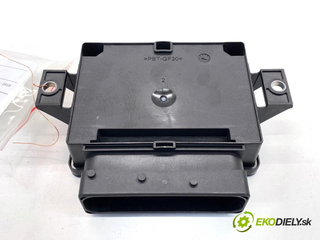 MERCEDES-BENZ W176 liftback 2012 90 kW A 180 (176.042) 1595 Modul PDC A1669002700 (Riadiaca jednotka ostatné)