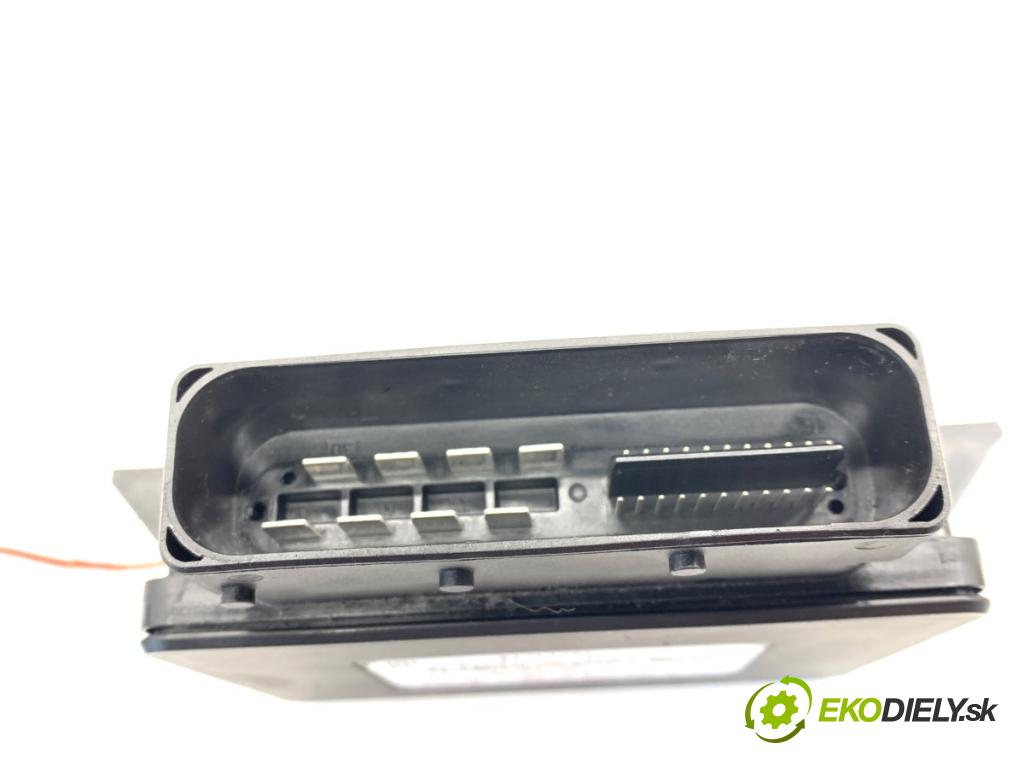 MERCEDES-BENZ W176 liftback 2012 90 kW A 180 (176.042) 1595 Modul PDC A1669002700 (Riadiaca jednotka ostatné)