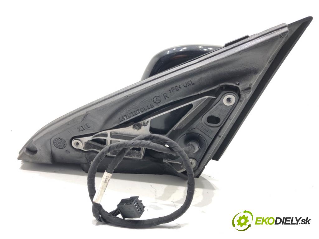MERCEDES-BENZ W176 liftback 2012 90 kW A 180 (176.042) 1595 Spätné zrkadlo pravy