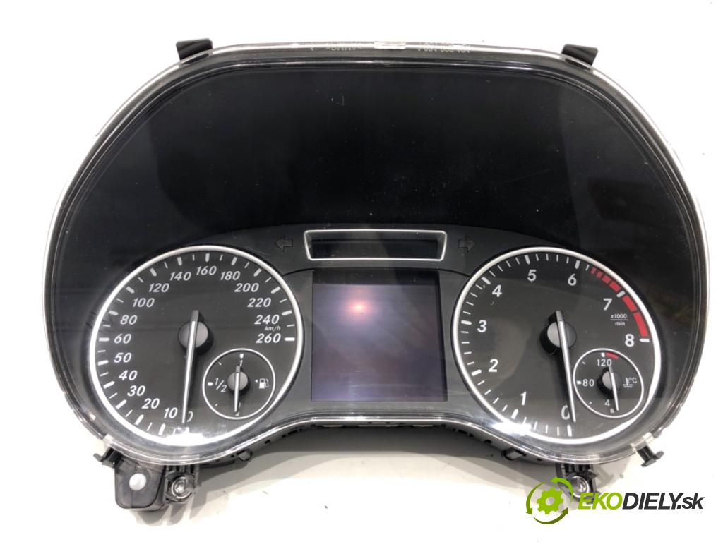 MERCEDES-BENZ W176 liftback 2012 90 kW A 180 (176.042) 1595 Prístrojovka A1769007300 (Prístrojová doska)