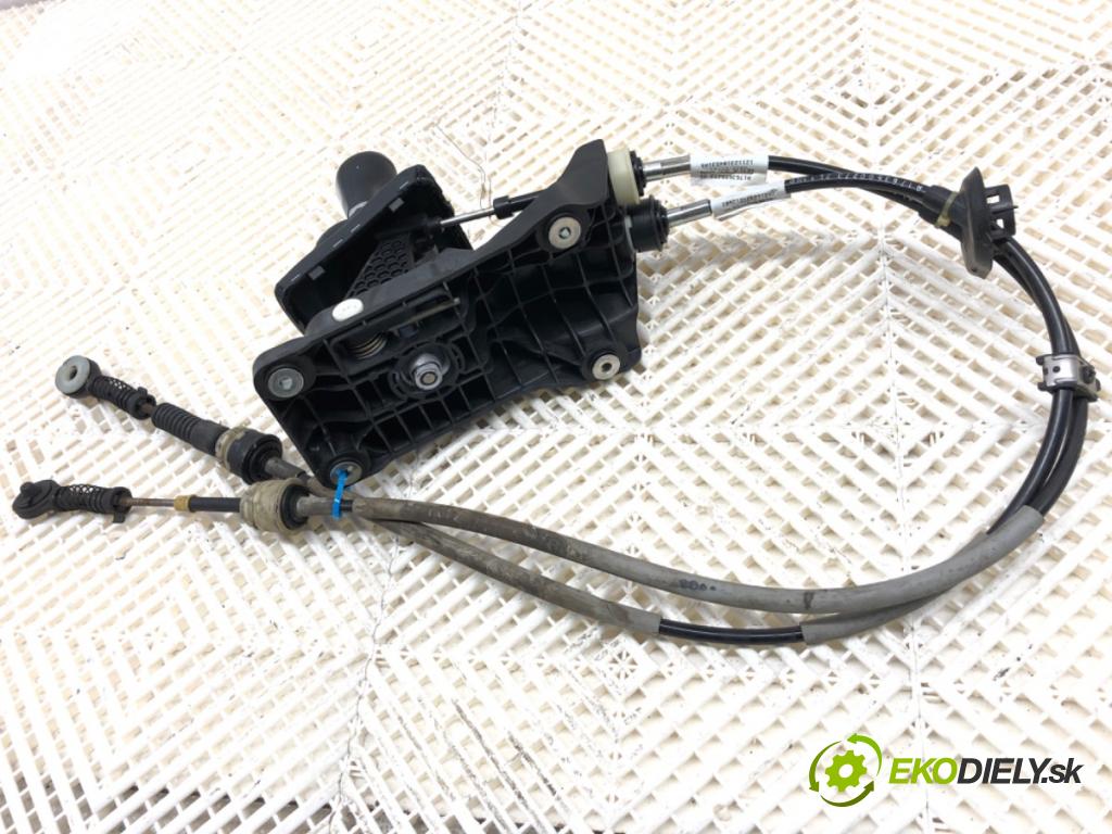 MERCEDES-BENZ W176 liftback 2012 90 kW A 180 (176.042) 1595 Kulisa A1763600209 (Rýchlostná páka (kulisa))