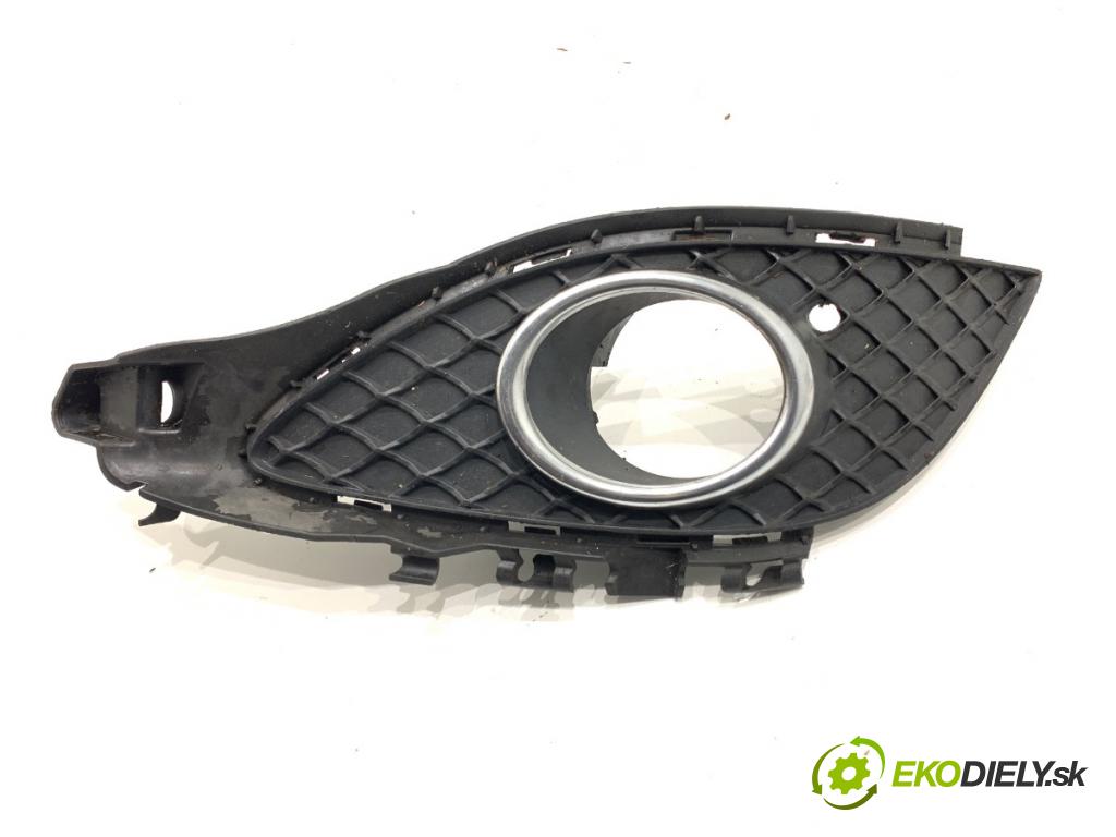 MERCEDES-BENZ W176 liftback 2012 90 kW A 180 (176.042) 1595 mří nárazníka pravý přední část A1768850622