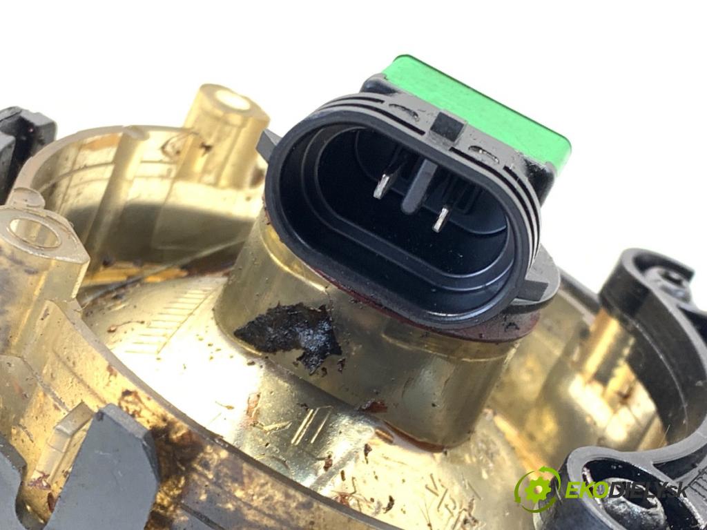 MERCEDES-BENZ W176 liftback 2012 90 kW A 180 (176.042) 1595 hmlové svetlo, hmlovka pravý přední část A0998200256