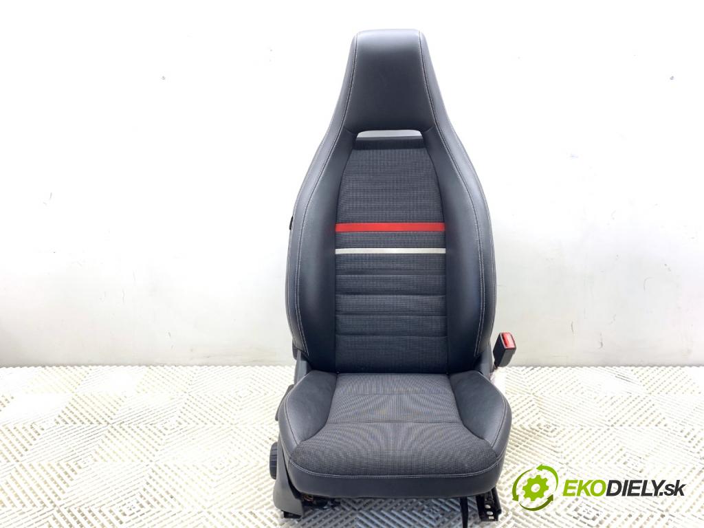 MERCEDES-BENZ W176 liftback 2012 90 kW A 180 (176.042) 1595 sedadlo pravý přední část 