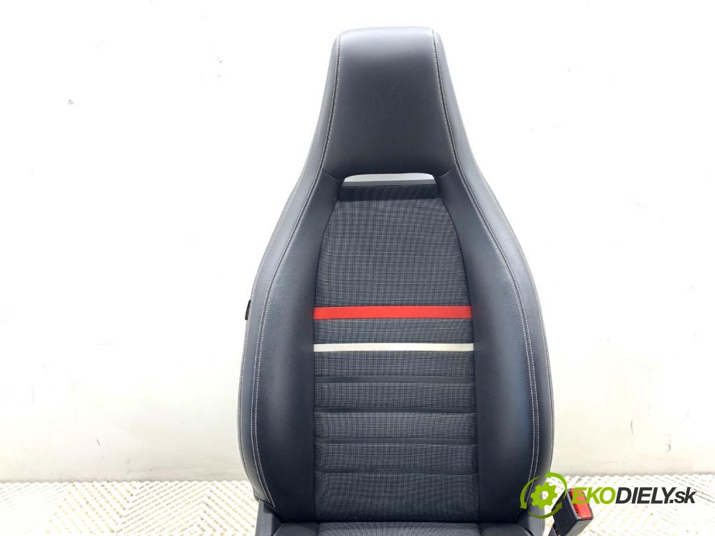 MERCEDES-BENZ W176 liftback 2012 90 kW A 180 (176.042) 1595 sedadlo pravý přední část