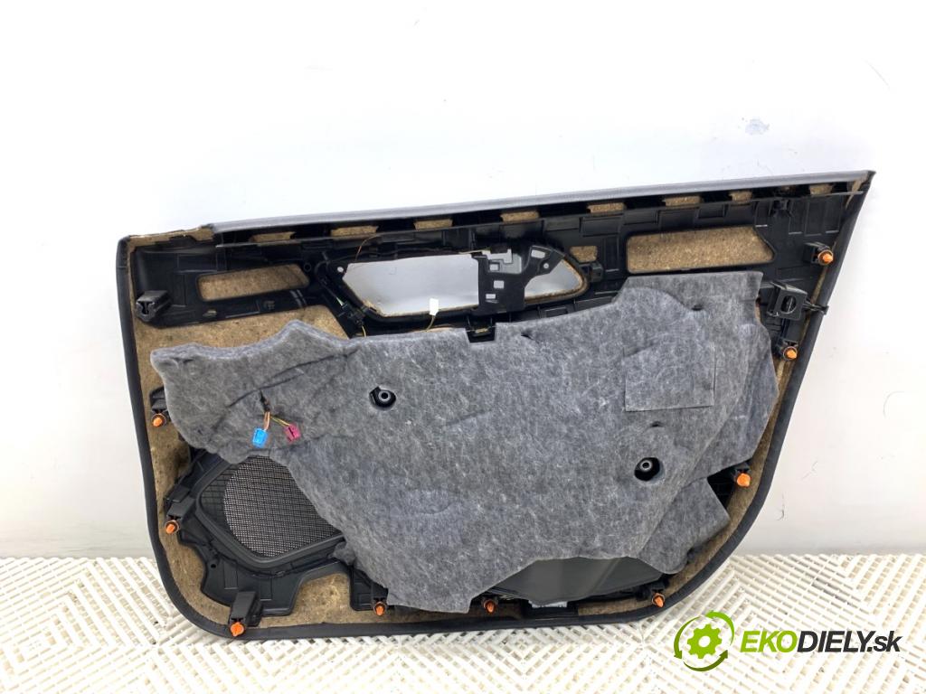 MERCEDES-BENZ W176 liftback 2012 90 kW A 180 (176.042) 1595 čalúnenie Dvere ľavy predný