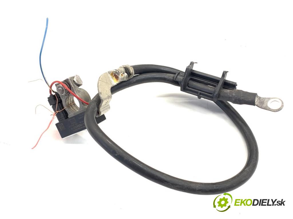 MERCEDES-BENZ W176 liftback 2012 90 kW A 180 (176.042) 1595 svorka MINUS A1665420018