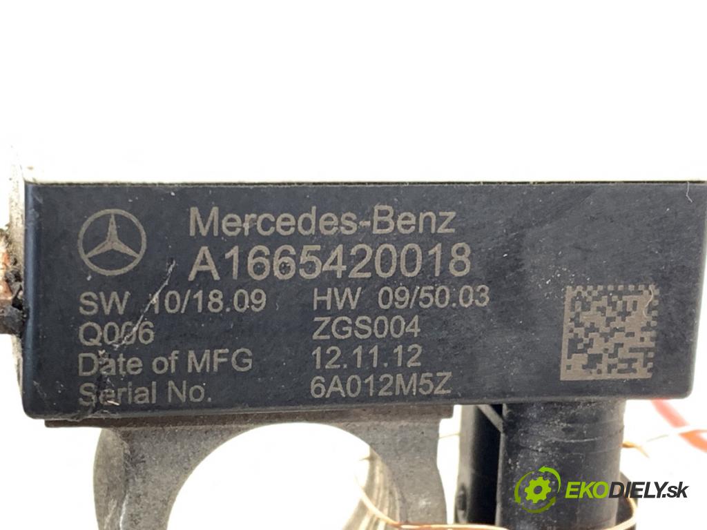 MERCEDES-BENZ W176 liftback 2012 90 kW A 180 (176.042) 1595 svorka MINUS A1665420018