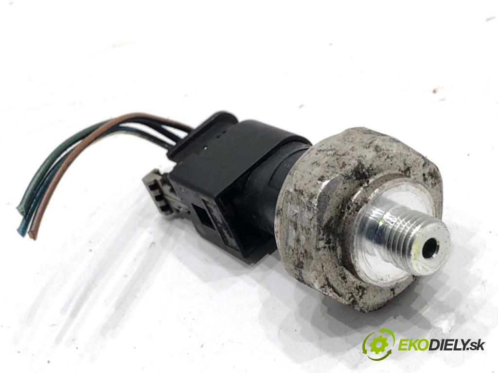 MERCEDES-BENZ W176 liftback 2012 90 kW A 180 (176.042) 1595 Snímač klimatizácie 2110000283 (Snímač klimatizácie)