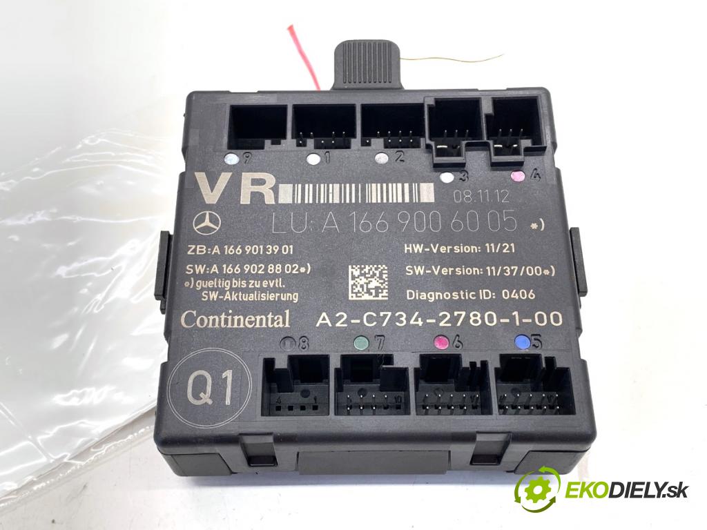 MERCEDES-BENZ W176 liftback 2012 90 kW A 180 (176.042) 1595 modul dveře přední část pravý A1669006005