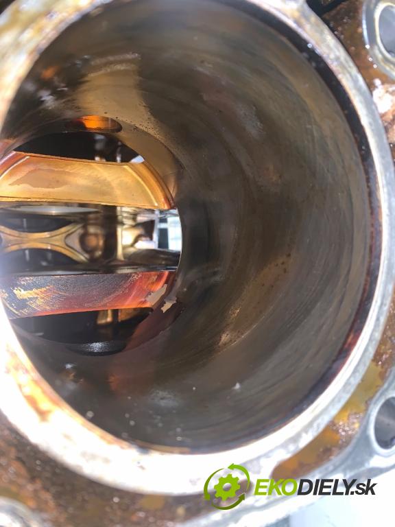 SUBARU OUTBACK III Kombi 2005 121 kW 2.5 AWD (BP9) 2457 blok Motor EJ253 (Blok motora)