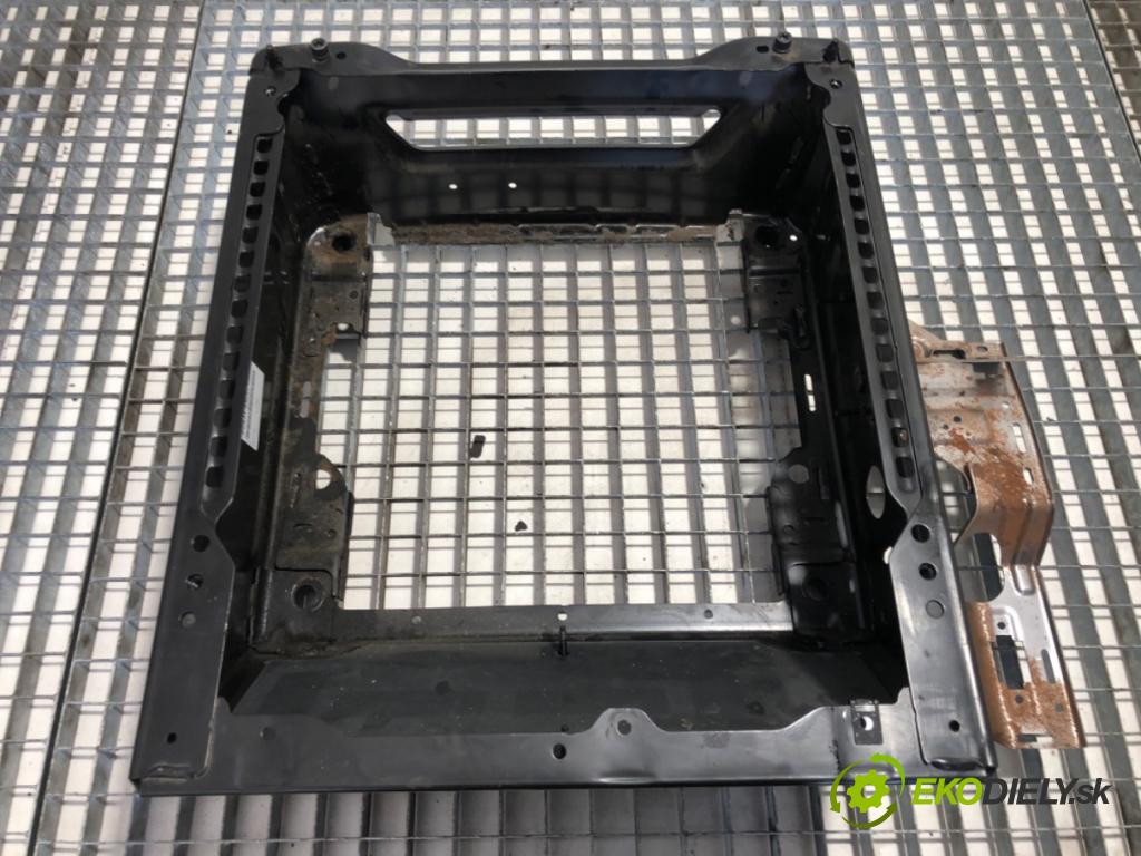 FORD TRANSIT VI Autobus 2019 77 kW 2.0 EcoBlue 1995 Obal sedačky levýho PGK21-63227-AA