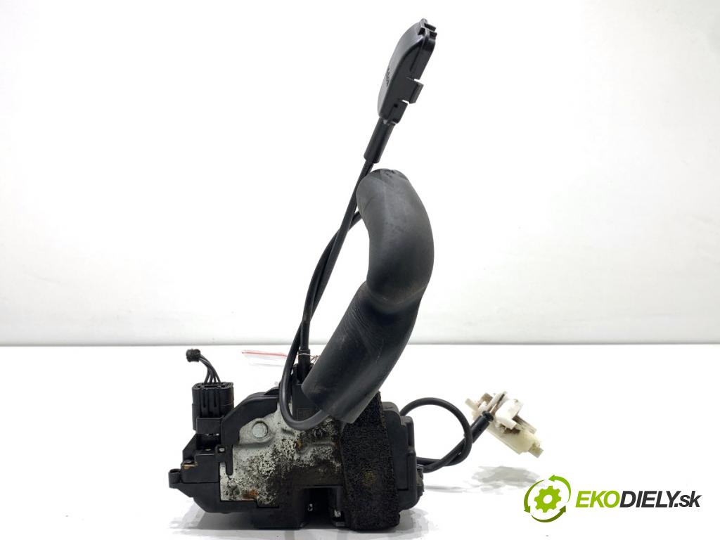 RENAULT GRAND SCENIC III nadwozie wielkoprzestrzenne (MPV) 2011 96 kW 1.4 16V (JZ0F) 1397 zámok Dvere pravy predný