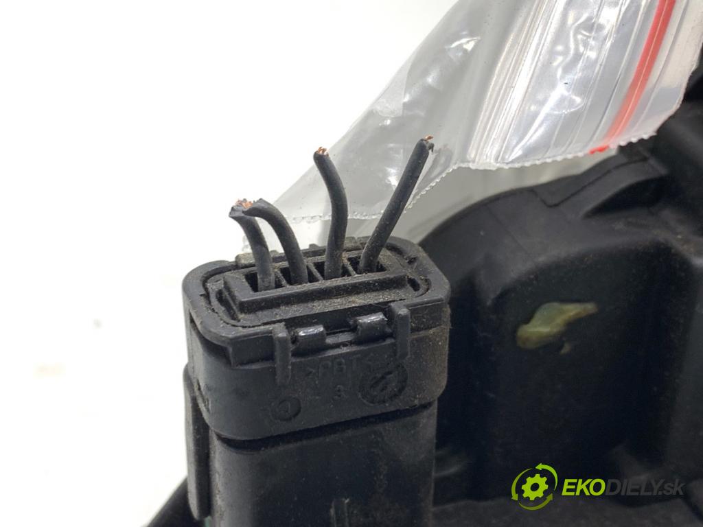 RENAULT GRAND SCENIC III nadwozie wielkoprzestrzenne (MPV) 2011 96 kW 1.4 16V (JZ0F) 1397 zámok Dvere ľavy predný 805030006R