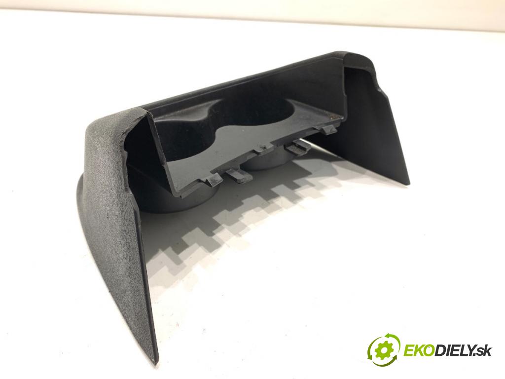 RENAULT GRAND SCENIC III nadwozie wielkoprzestrzenne (MPV) 2011 96 kW 1.4 16V (JZ0F) 1397 držák na nápoje 684300001R (Držák nápojů)