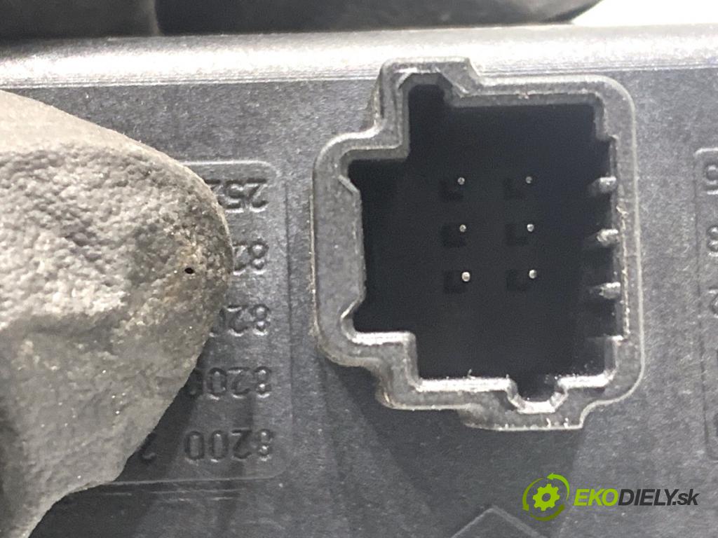 RENAULT GRAND SCENIC III nadwozie wielkoprzestrzenne (MPV) 2011 96 kW 1.4 16V (JZ0F) 1397 přepínač 88300000