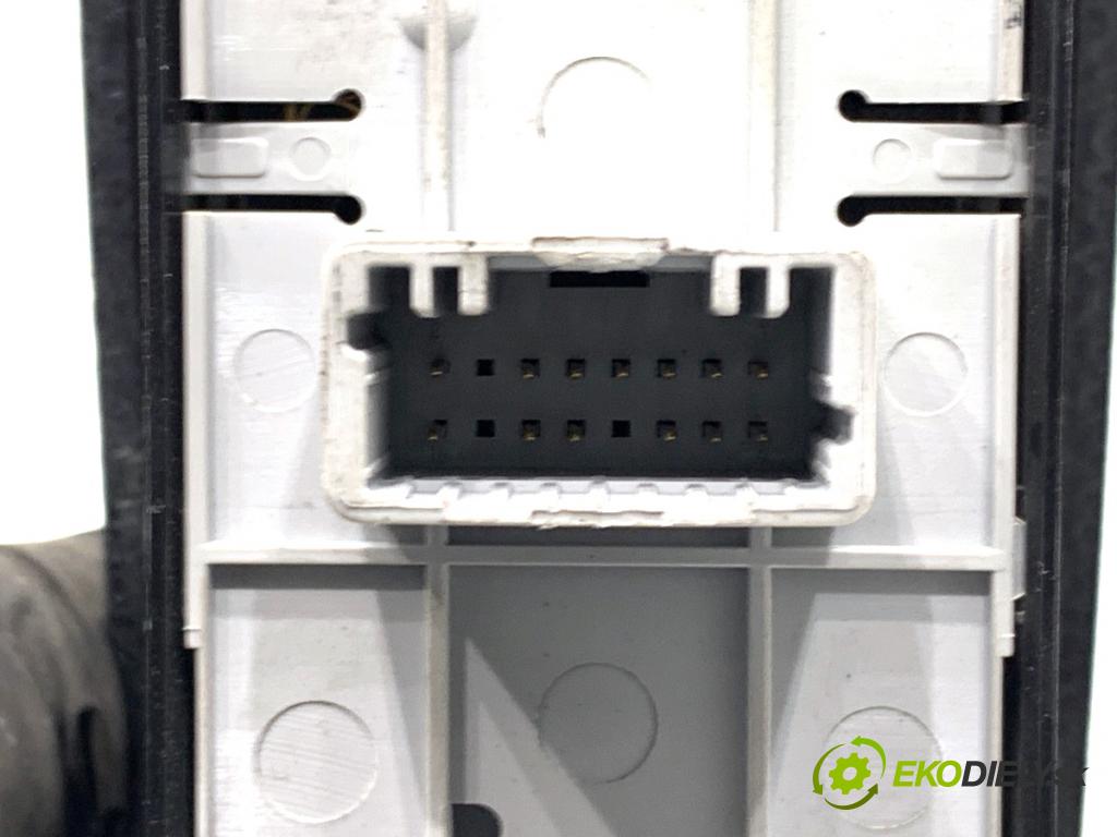 RENAULT GRAND SCENIC III nadwozie wielkoprzestrzenne (MPV) 2011 96 kW 1.4 16V (JZ0F) 1397 Prepínač okien  (Prepínacie páčky pod volantom)