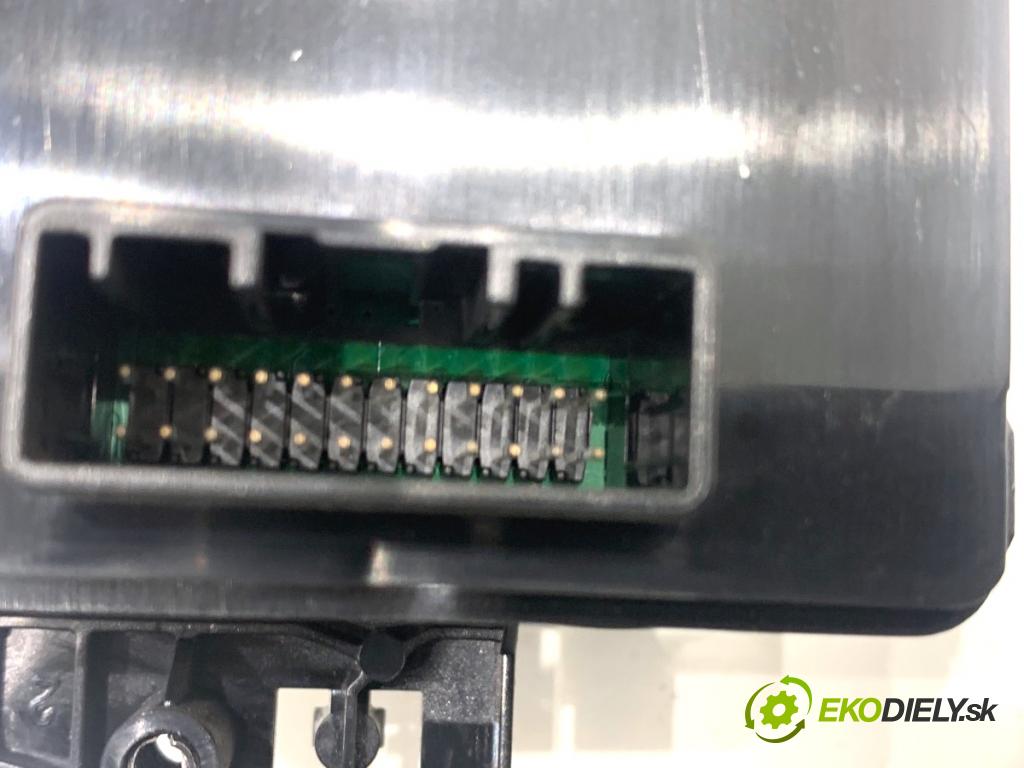 RENAULT GRAND SCENIC III nadwozie wielkoprzestrzenne (MPV) 2011 96 kW 1.4 16V (JZ0F) 1397 Panel ovládania kúrenia 275102769R (Prepínacie páčky pod volantom)