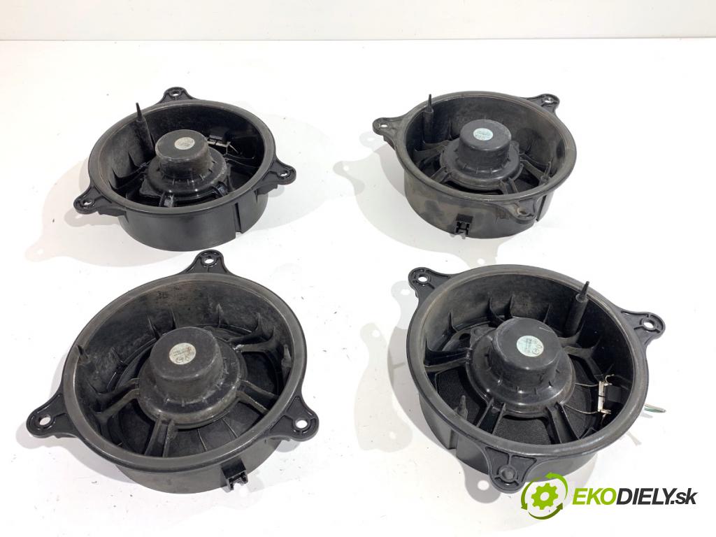 RENAULT GRAND SCENIC III nadwozie wielkoprzestrzenne (MPV) 2011 96 kW 1.4 16V (JZ0F) 1397 reproduktory 281440015R