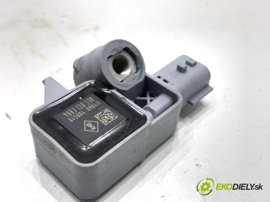 RENAULT GRAND SCENIC III nadwozie wielkoprzestrzenne (MPV) 2011 96 kW 1.4 16V (JZ0F) 1397 Snímač nárazu 988312833R (Snímač nárazu)