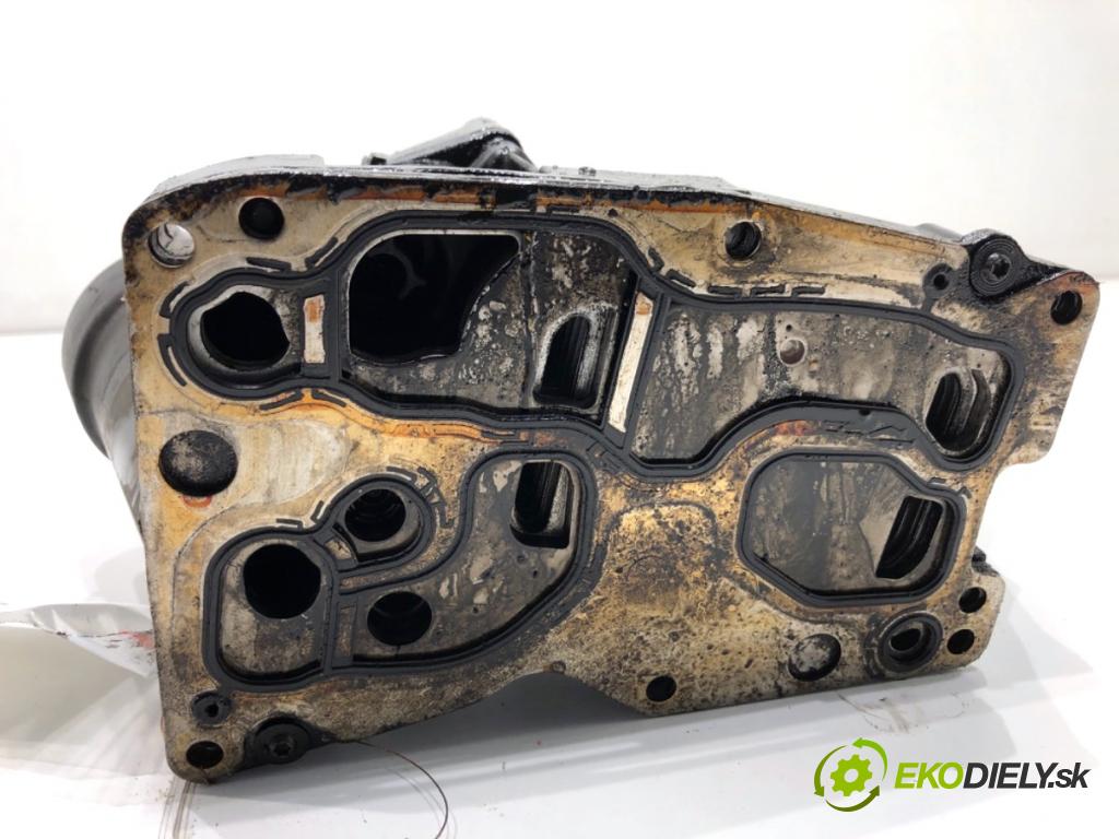 BMW F16 SUV 2014 190 kW xDrive 30 d 2993 Obal filtra oleja 7037932 (Obal olejového filtra)