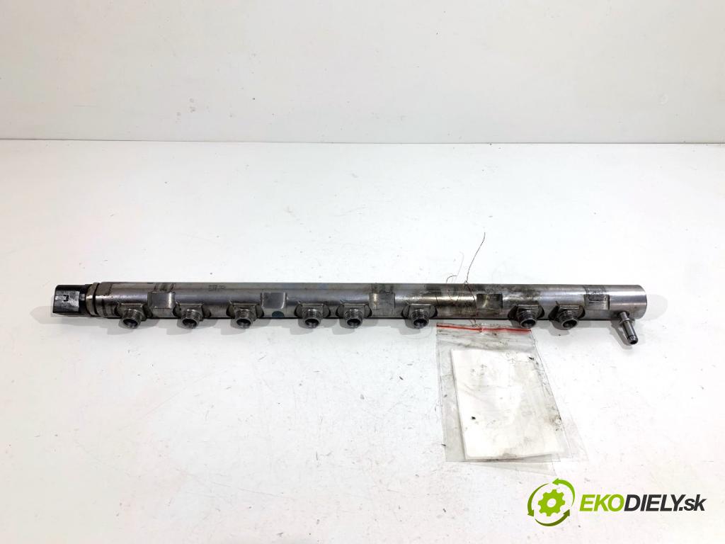 BMW F16 SUV 2014 190 kW xDrive 30 d 2993 lišta vstřikovací SENZOR 7805423