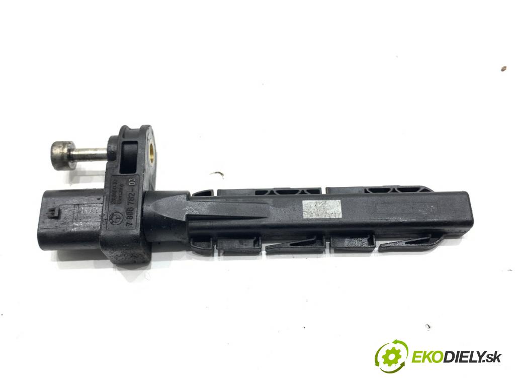 BMW F16 SUV 2014 190 kW xDrive 30 d 2993 Snímač pozície hriadeľa kľukového 7806782 (Snímač polohy kľukového hriadeľa)