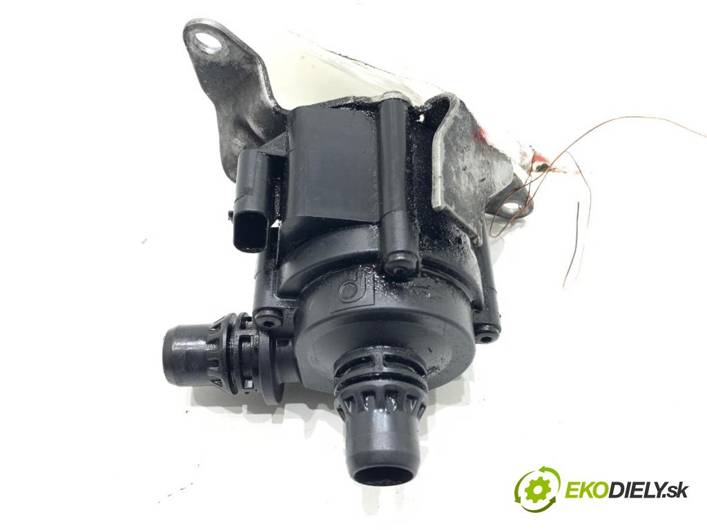 BMW F16 SUV 2014 190 kW xDrive 30 d 2993 DALŠÍ: pumpa vody 8511748 (Vodní pumpa)