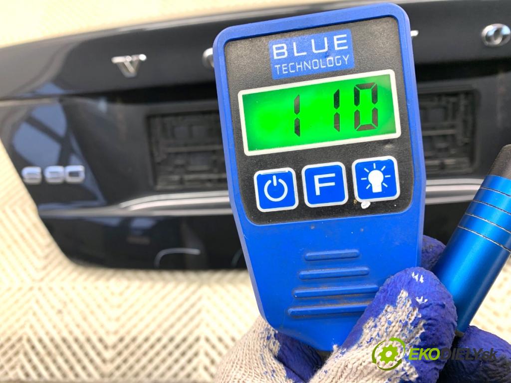 VOLVO S80 II sedan 2012 120 kW D3 / D4 1984 kapota zadní část