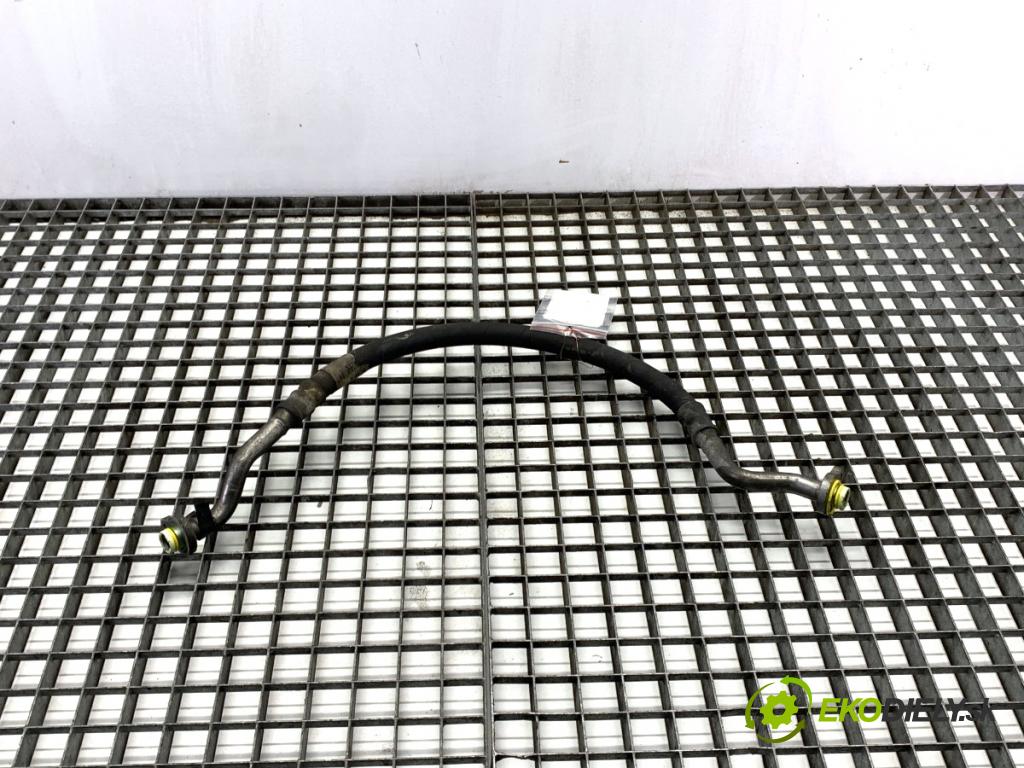 VOLVO S80 II sedan 2012 120 kW D3 / D4 1984 rúrka klimatizace 31332152 6G9N-19N601-JC (Trubka klimatizace)