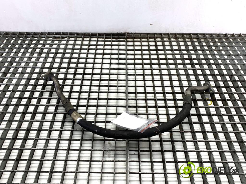 VOLVO S80 II sedan 2012 120 kW D3 / D4 1984 rúrka klimatizace 31332152 6G9N-19N601-JC (Trubka klimatizace)