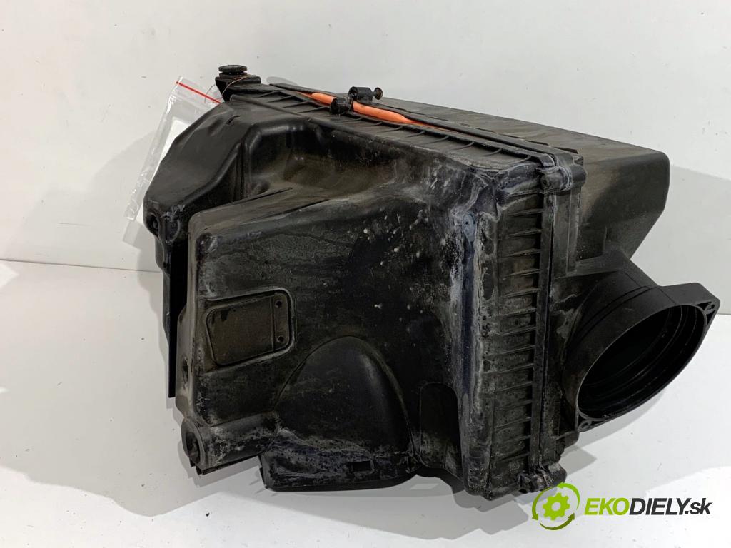 VOLVO S80 II sedan 2012 120 kW D3 / D4 1984 Obal filtra vzduchu 30792196 (Obal vzduchového filtra)