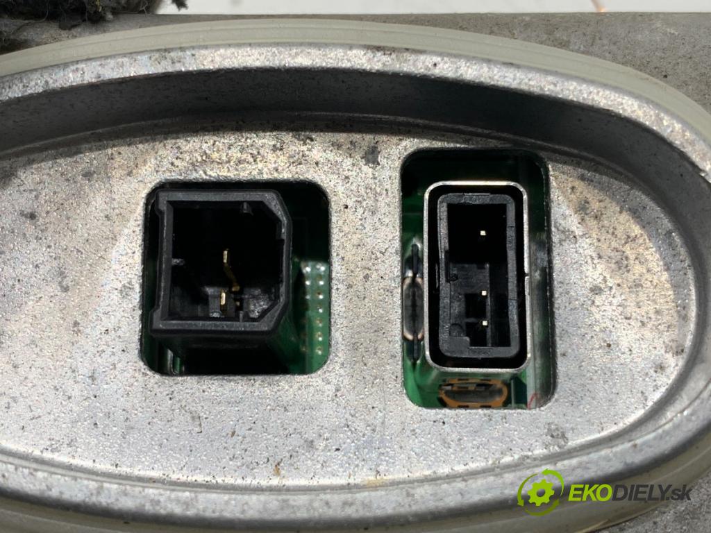 VOLVO S80 II sedan 2012 120 kW D3 / D4 1984 Menič XENON 6948180 (Riadiaca jednotka xenónu)