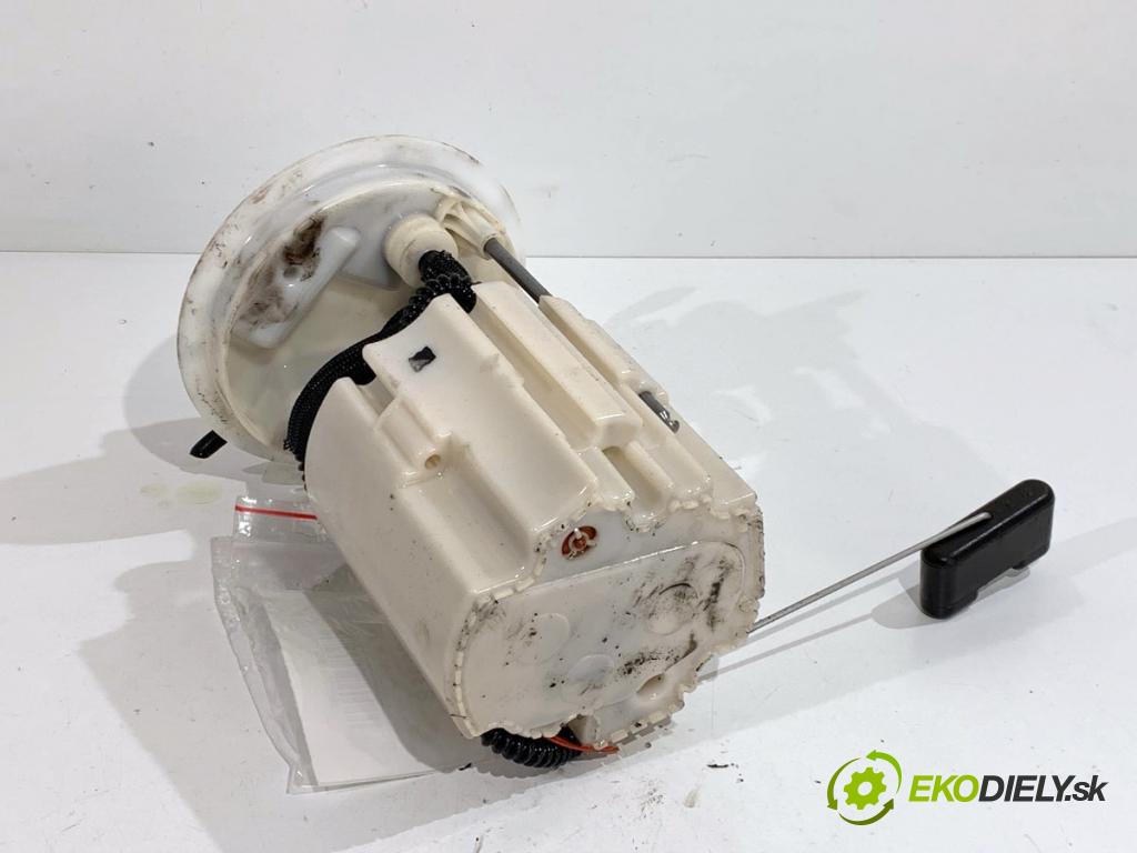 VOLVO S80 II sedan 2012 120 kW D3 / D4 1984 Pumpa paliva 31274669