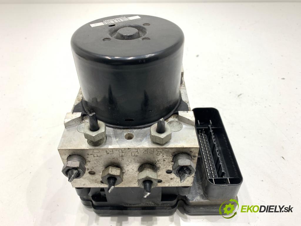 VOLVO S80 II sedan 2012 120 kW D3 / D4 1984 Pumpa ABS 31329139 (Pumpa ABS)