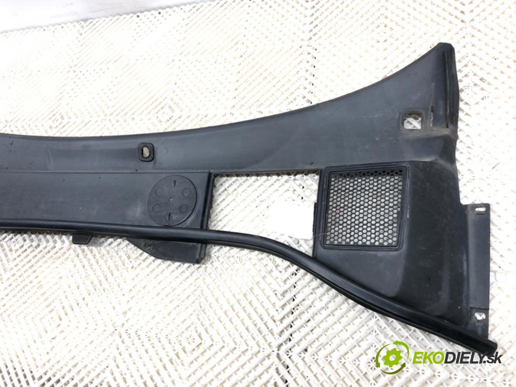 VOLVO S80 II sedan 2012 120 kW D3 / D4 1984 Torpédo, plast pod čelné okno 31278077 (Torpédo (plast pod čelným sklom))