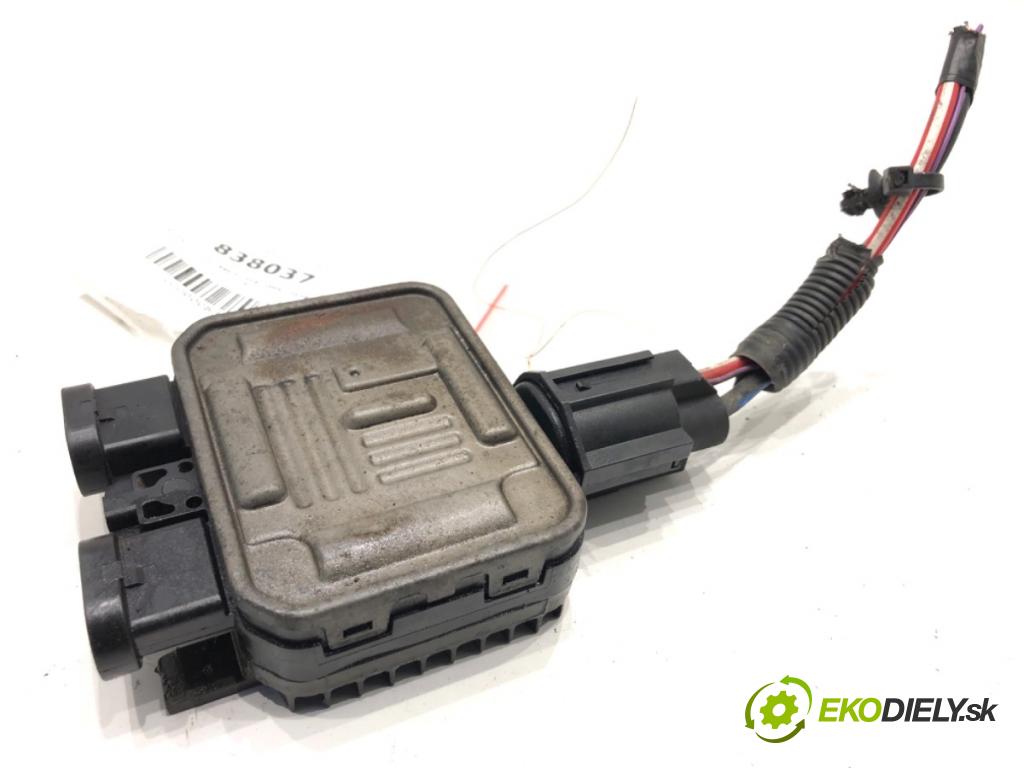 VOLVO S80 II sedan 2012 120 kW D3 / D4 1984 modul ventilátoru 940011200