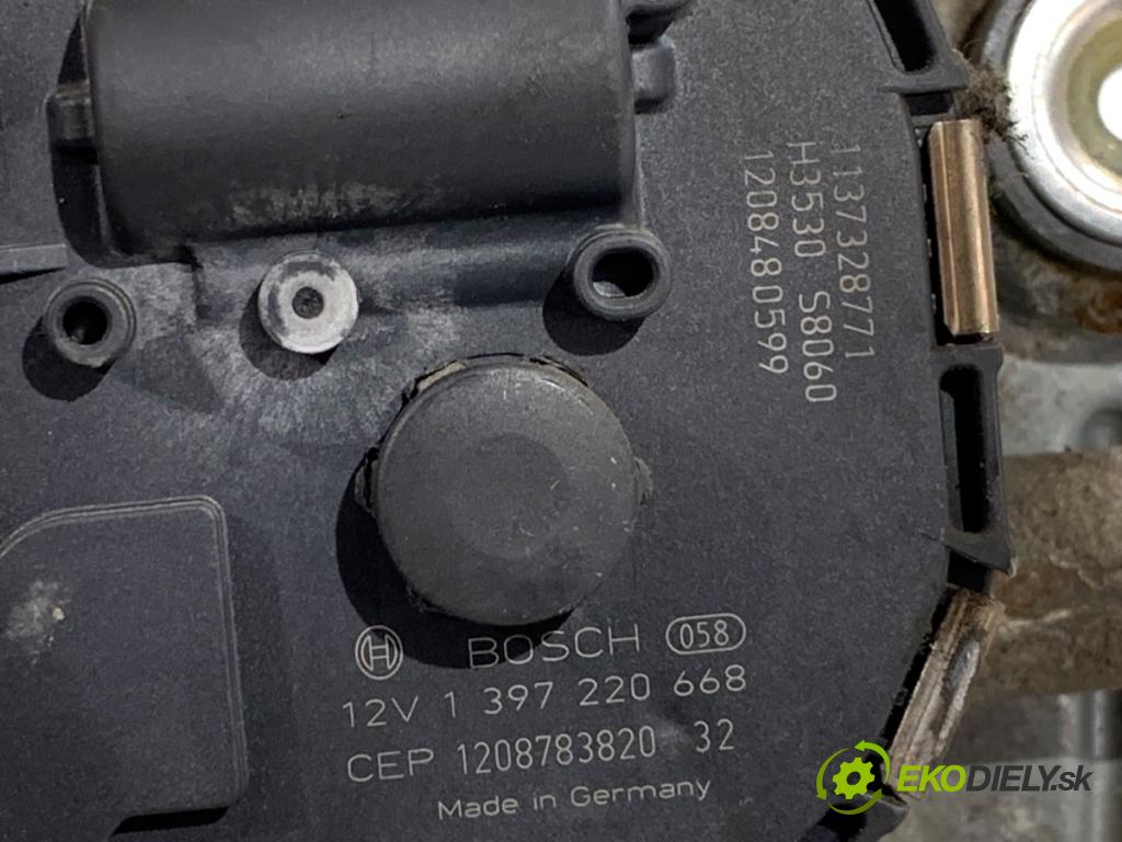 VOLVO S80 II sedan 2012 120 kW D3 / D4 1984 Mechanizmus stieračov predný 31333456 3397021528 (Motorček stieračov predný)