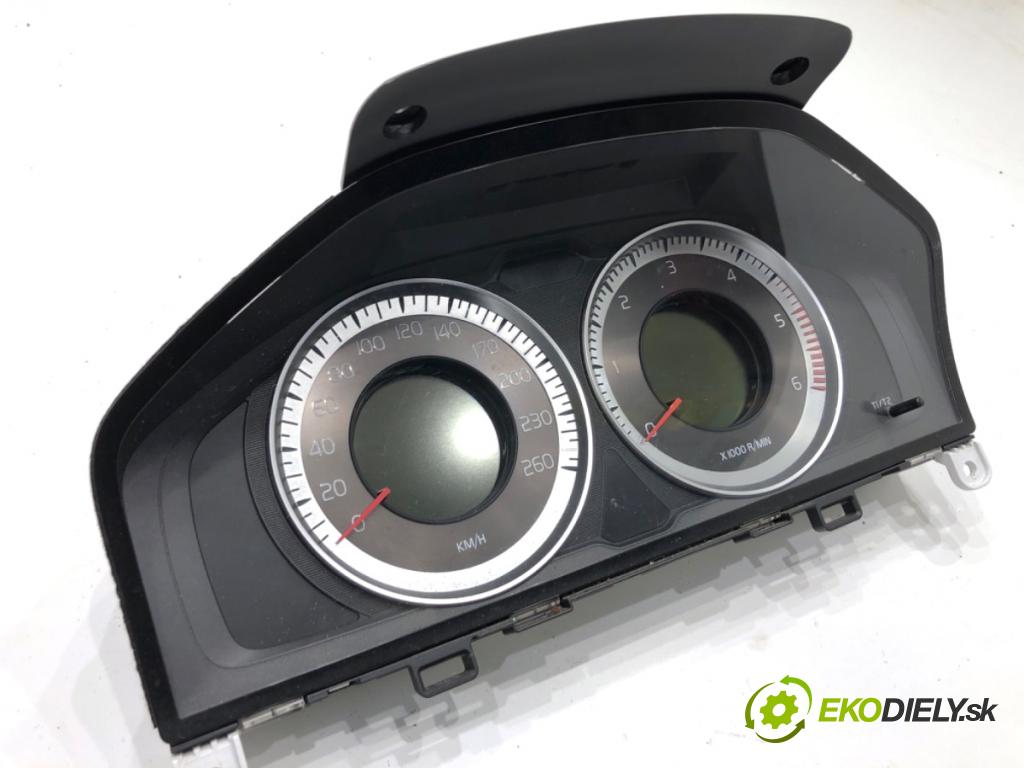 VOLVO S80 II sedan 2012 120 kW D3 / D4 1984 Prístrojovka 31343325AA (Prístrojová doska)