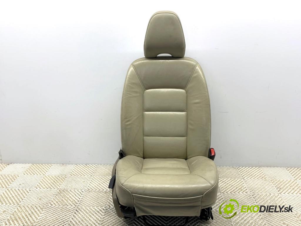 VOLVO S80 II sedan 2012 120 kW D3 / D4 1984 sedadlo pravý přední část 