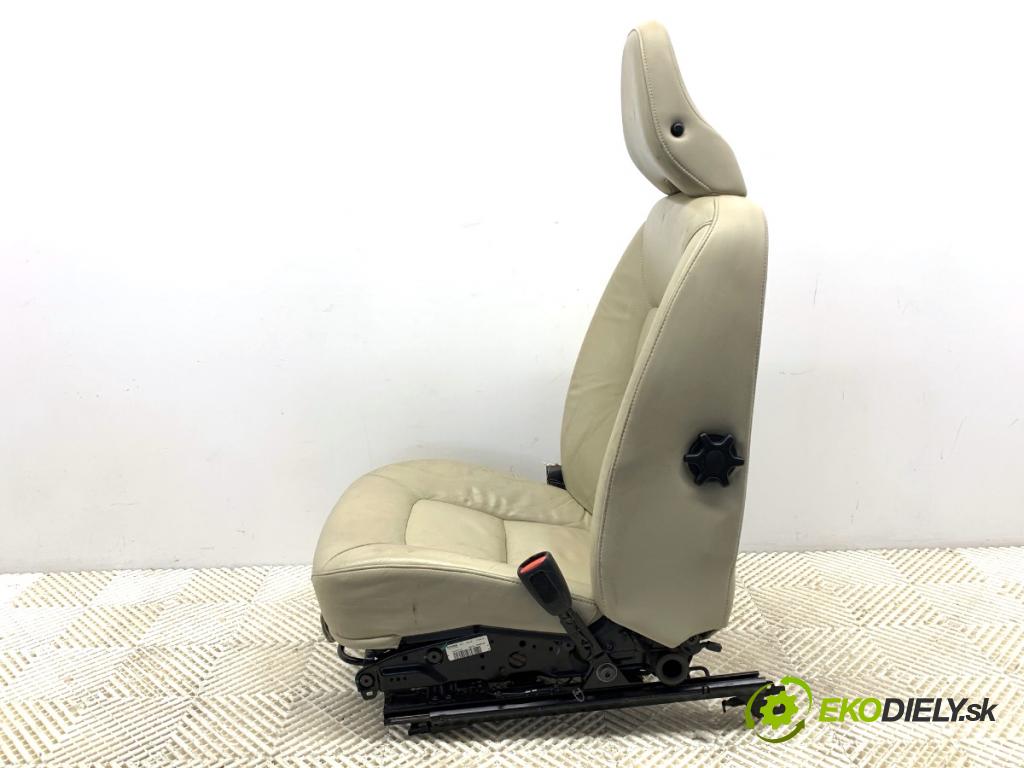 VOLVO S80 II sedan 2012 120 kW D3 / D4 1984 sedadlo pravý přední část