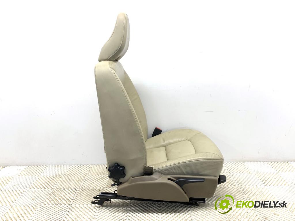 VOLVO S80 II sedan 2012 120 kW D3 / D4 1984 sedadlo pravý přední část
