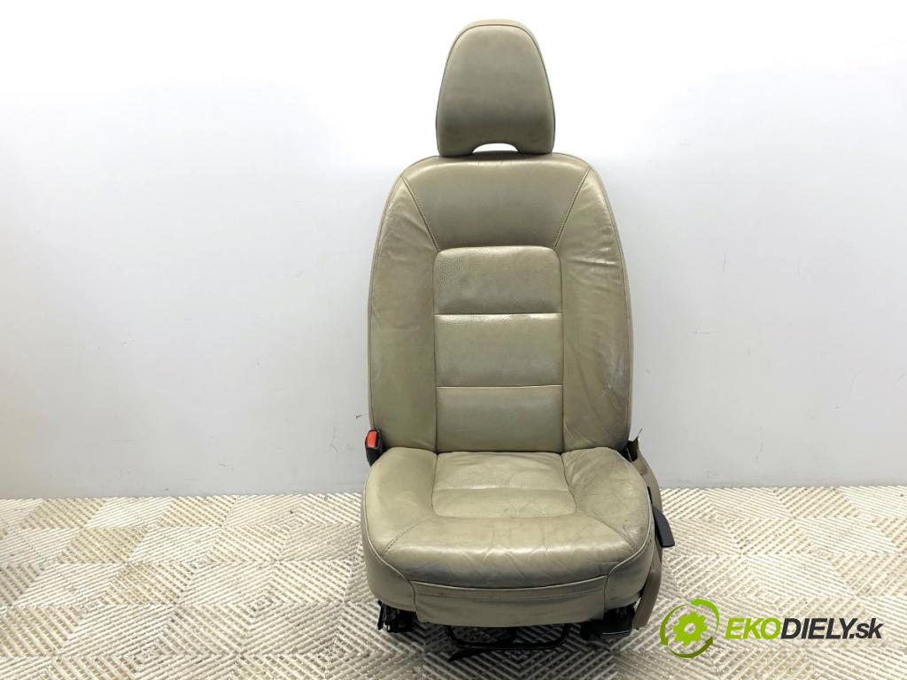 VOLVO S80 II sedan 2012 120 kW D3 / D4 1984 sedadlo levý přední část 